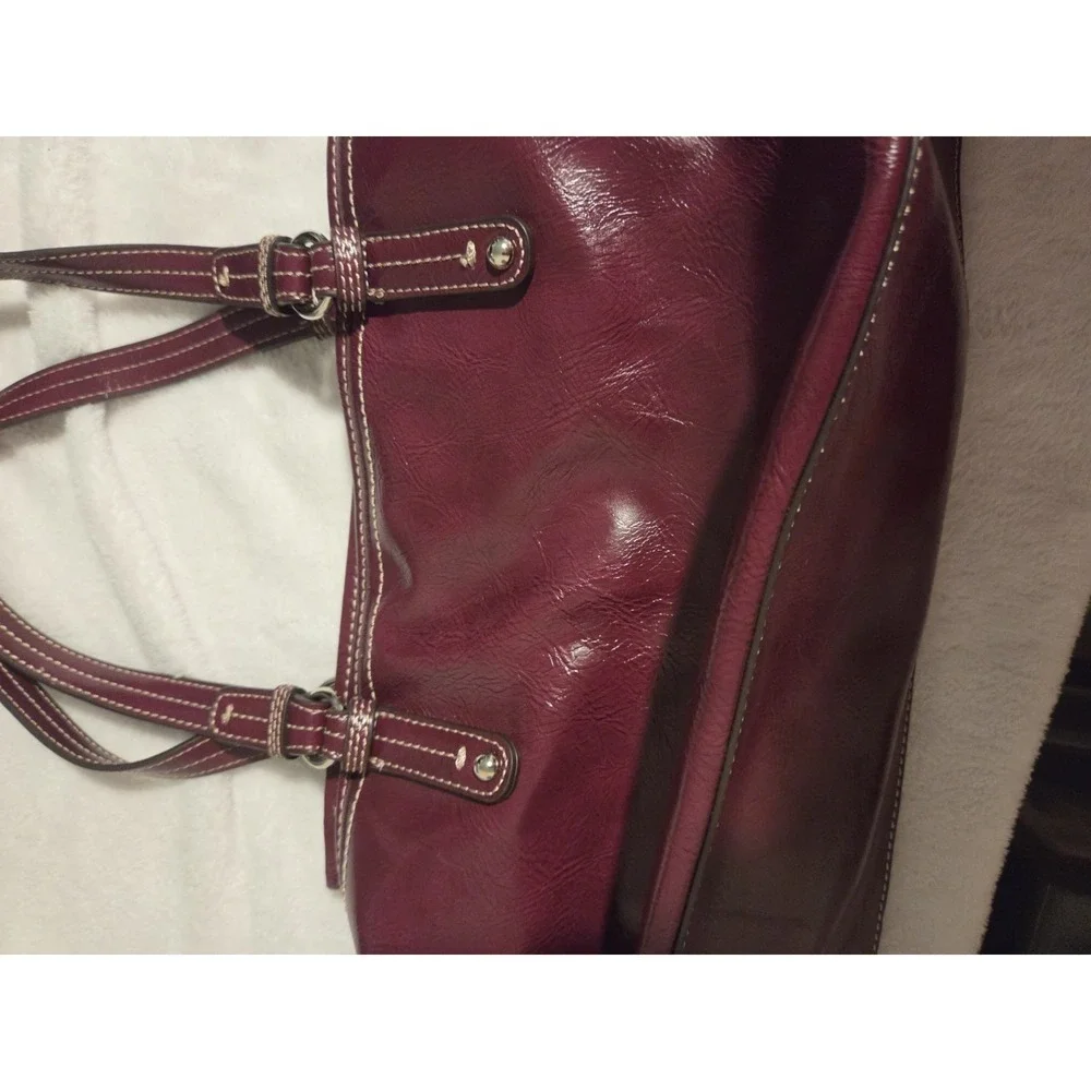 Nine & Co. Maroon Handbag‎